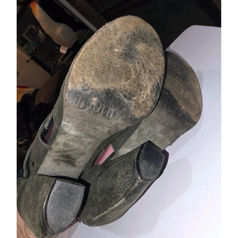 LD TUTTLE 8.5 US Gray Distressed Zipper Heels Boho Brutalist Boho Ankle Booties